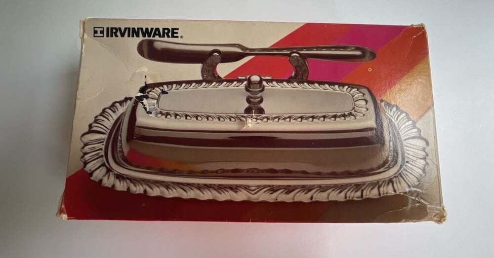 Vintage Irvinware Chromeware Butter Dish & Spreader Model 22760